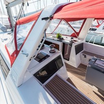Beneteau Oceanis 48
