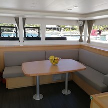Lagoon 450 F
