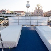 President president 46 flybridge