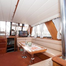 President president 46 flybridge