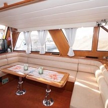 President president 46 flybridge