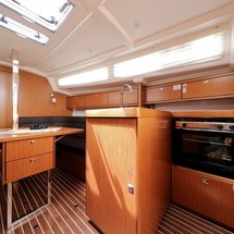 Bavaria CRUISER 34