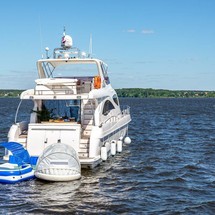 Majesty yachts gulf craft 66