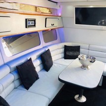 Sea Ray 350 Sundancer