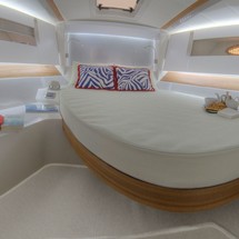 Tornado 38 Cruising
