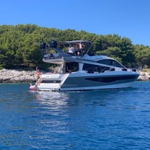 Galeon 550 Fly