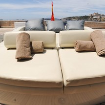 Azimut 68S