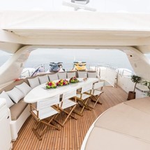Falcon Yachts 90