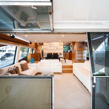 Ferretti 80