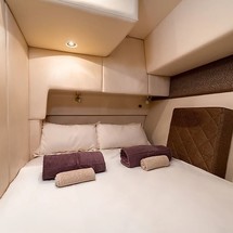 Ovation 52