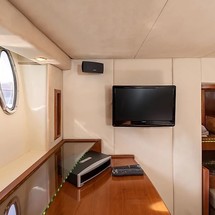 Ovation 52