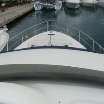 Azimut 46