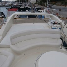 Azimut 46