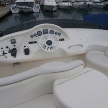 Azimut 46