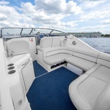 Bayliner 305