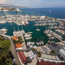 Beneteau Antares 36