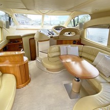 Azimut 46