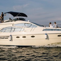 Azimut 46