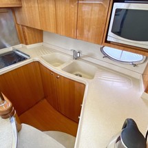 Azimut 46