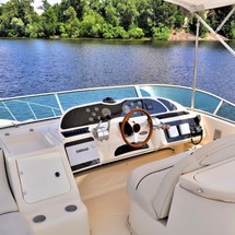 Maxum 2400