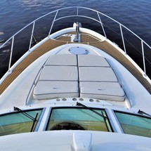 Maxum 2400