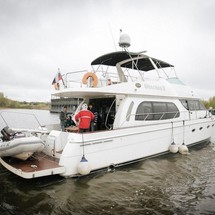 Carver 56 Voyager SE