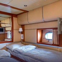 Majesty yachts gulf craft 66