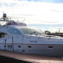 Majesty yachts gulf craft 66