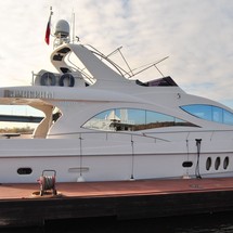 Majesty yachts gulf craft 66