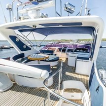 Majesty yachts gulf craft 66