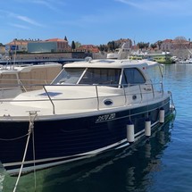 Adriana 36