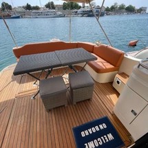 Adriana 36
