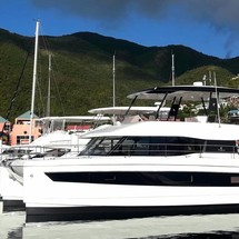 Fountaine Pajot Helia 44