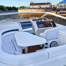 Princess V42