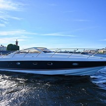 Princess V42