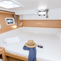 Lagoon 39