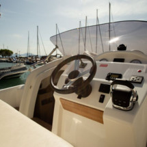 Cranchi Endurance 27