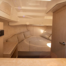 Cranchi Endurance 27
