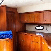 Sunseeker Portofino 49