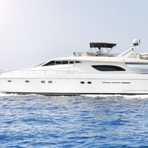 Ferretti 70