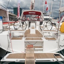 Beneteau Oceanis 38