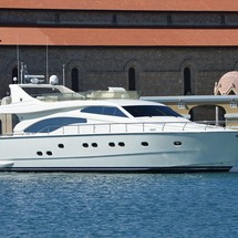 Ferretti 68