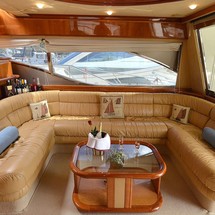 Ferretti 68