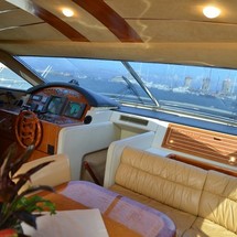 Ferretti 68