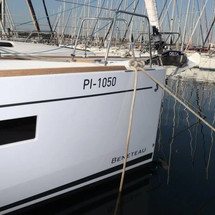 Beneteau Oceanis 38.1