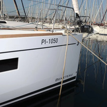 Beneteau Oceanis 38.1