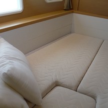 Lagoon 400 S2