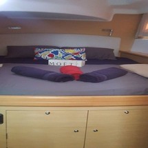 Lagoon 440