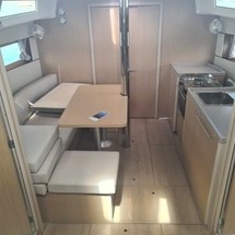 Beneteau Oceanis 38.1