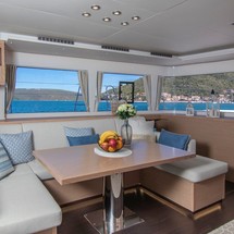 Lagoon 560